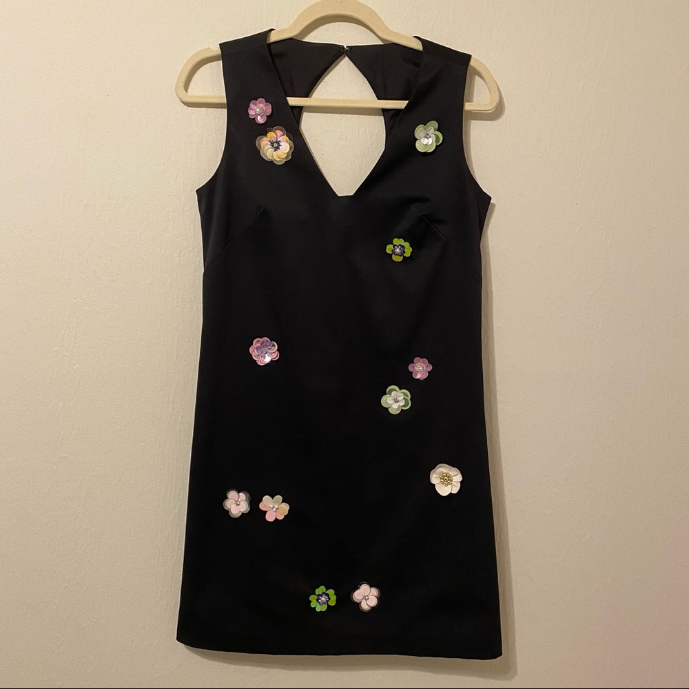 Nicole Miller - Floral Appliqué Black Dress - Sz 6